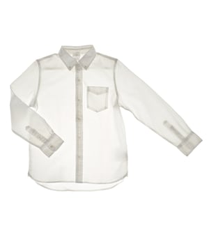 Boys' Oxford shirt, made from a plain fabric that offers a clean and polished look.

 It features a classic spread collar and a front button closure, accompanied by long sleeves for a versatile style.

 The patch pocket on the chest adds a practical touch.

 Its easy, straight fit provides all-day comfort, and its length hits at the hip, perfect for everyday wear as part of your school uniform.
 Composition: 98% Cotton, 2% Elastane
 Care:
- Machine wash cold.
 - Use similar colors in the wash.
 - Avoid the use of bleaches.
 - Dry at low temperature in the dryer.
 - Iron at low temperature.
 - Do not dry clean.