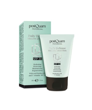 DD Cream Daily Defense Intensive Protection, SPF30 30 ml
Ref. PQEDDCREAM

Descripción
DD Cream SPF30
30 ml

Consigue una piel luminosa, uniforme y sin manchas. Con Ácido Hialurónico y Vitamina C: hidrata, protege, nutre y regenera. Proporciona una suave, progesiva y selectiva activación del bronceado, para lucir un rostro bronceado y uniforme, protegido de la aparición de manchas solares y sin oscurecer las manchas que tienes, ideal para las pieles con tendencia a manchas. Posee filtro solar SPF 30.
Período de conservación
24 meses tras apertura
Ingredientes
AQUA (WATER), OCTOCRYLENE, CI 77891 (TITANIUM DIOXIDE), ISOHEXADECANE, CAPRYLIC/CAPRIC TRIGLYCERIDE, TRIETHYLHEXANOIN, BUTYL METHOXYDIBENZOYLMETHANE, GLYCERIN, PEG-100 STEARATE, GLYCERYL STEARATE, CYCLOPENTASILOXANE, POLYSILICONE-15, PHENETHYL BENZOATE, HYDROGENATED POLYDECENE, PHENYLBENZIMIDAZOLE SULFONIC ACID, MAGNESIUM ALUMINUM SILICATE, SILICA, POLYAMIDE-5, POTASSIUM CETYL PHOSPHATE, CAPRYLYL GLYCOL, ASCORBYL GLUCOSIDE, SODIUM HYDROXIDE, DISTEARDIMONIUM HECTORITE, ENTEROMORPHA COMPRESSA EXTRACT, BUTYLENE GLYCOL, XANTHAN GUM, PROPYLENE CARBONATE, POTASSIUM HYDROXIDE, SODIUM CITRATE, DIMETHICONE, SODIUM HYALURONATE, DISODIUM EDTA, CITRIC ACID, PHENOXYETHANOL, IMIDAZOLIDINYL UREA, PARFUM (FRAGRANCE,)[+/- CI 77492, CI 77491, CI 77499 (IRON OXIDES)].