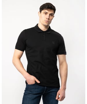 A slim-fitting polo shirt with short sleeves by BOSS Menswear, crafted in soft piqué with a tonal logo patch. By purchasing this product, you are contributing to protecting the environment and sustainable cotton farming in Africa. CmiA is committed to improving the living and working conditions of African cotton farmers and to preserving nature.
Slim fitFlat-knit collarNumber of buttons: 3Short sleevesFlat-knit cuffs
95% Cotton, 5% Elastane
50507803