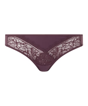 Slip von der Marke FEMILET aus blickdichtem Meshmaterial und floralem Spitzenband. Weiche Abschlüsse für perfekten Halt. Aus bis zu 53% recycleten Materialien.