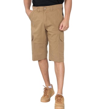 Cargoshorts voor heren Sneldrogende stretchshorts met meerdere zakken. - Beschikt over lichte stretch aan de tailleband. - Sneldrogend materiaal, knip- en naaiontwerp. Ontwerp met 9 zakken wordt geleverd met een speciaal vak voor een mobiele telefoon aan de linkerkant, beveiligd met ritssluiting, 2 voorzakken met extra stoffen stiksels, 2 zijzakken met klittenbandsluiting en boven zijzakken zijn er 2 kleine zakken. - 2 achterzakken met klittenbandsluiting. Ritssluiting, knoopsluiting. - Binnenbeenlengte 13". Gemaakt van duurzame, sneldrogende, hoogwaardige en elastische katoenmixstof. - Ideaal voor elke buitenactiviteit en dagelijks gebruik.