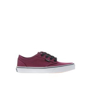 Los Vans Atwood Kids Borgoundy Plimsolls ofrecen una opción clásica y elegante para los jóvenes, combinando la comodidad con un diseño atemporal. Estos plimsolls de color burdeos de Vans son perfectos para los niños que desean mostrar su sentido del estilo mientras disfrutan de la comodidad durante sus actividades cotidianas.

Características clave:

Diseño de furgonetas atemporales: los Atwood Plimsolls llevan el aspecto icónico de Vans, con un diseño de bajo perfil y la clásica franja lateral de Vans, que le da a los niños una sensación de autenticidad de moda.

Color de Borgoña: el rico color burdeos agrega un toque de estilo a cualquier atuendo, lo que hace que estos plimsolls sean una elección versátil que puede coincidir fácilmente con varias opciones de vestuario.

Ajuste cómodo: estos plimsolls están diseñados para proporcionar un ajuste cómodo, lo que permite a los niños disfrutar de sus actividades sin ninguna incomodidad.

Construcción duradera: las furgonetas son conocidas por su calidad, y estos plimsolls están construidos para resistir el desgaste a los que los niños activos a menudo someten su calzado.

SOLO DE ARRILLA: La suela de estos plimsolls ofrece una buena tracción, proporcionando un agarre estable en varias superficies y promoviendo la confianza en el movimiento.

CONJUNTO DE LANVAS: El material de lienzo utilizado en la parte superior de los plimsolls es elegante y transpirable, manteniendo los pies jóvenes cómodos durante todo el día.

Fácil de deslizar: el diseño deslizante hace que sea conveniente que los niños se pongan y se quiten los plimsolls, promoviendo la independencia y la facilidad.

Marca de furgonetas: el logotipo reconocible de Vans "Off the Wall" es un símbolo de calidad y estilo, que permite a los niños expresar su individualidad.
