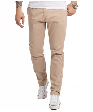 Angeboten wird eine Herren Chino Hose der Trendmarke "Indumentum". Super bequem Herren Hose aus Baumwolle. Top Qualität und Hochwertige Verarbeitung .