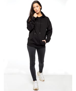 Enzo Dames Oversized Essential Hoodie, Oversized en met fleece gevoerd voor comfort, Merklogo geborduurd op de voorkant, Pullover, Capuchon met geboeide polsen, 50% katoen en 50% polyester, machinewasbaar.