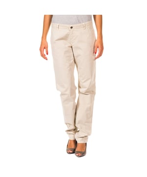 Lange Hose Frau.
 Beige.
 Reißverschluß und Knopf auf der Vorderseite.
 Zwei offene Taschen auf der Vorderseite.
 Prägung Markenlogo auf der Vorderseite.
 Zwei offene Taschen auf der Rückseite.
 Gürtelschlaufen.
 Stoffetikett mit dem Markennamen auf der Rückseite des Bunds.
 Niederlande mit geradem Schnitt.
 Nähte Ansichten Ton.

 Zusammensetzung:
 - 100% Baumwolle.

 Waschanleitung:
 - Waschen bis zu 40 ° C.
 - Bügeln bei mittlerer Temperatur, max. 110C.
 - Erlaubt Trockner.
 - Nicht bleichen.
 - Nicht erlaubt chemische Reinigung.


 Zusammensetzung: 100% Baumwolle
 Pflege:
Maximal bei 40ºC waschen.
 - Bügeln bei mittlerer Temperatur, max. 110ºC.
 - Erlaubt die Verwendung eines Trockners.
 - Keine Bleichmittel verwenden.
 - Chemische Reinigung ist nicht möglich.