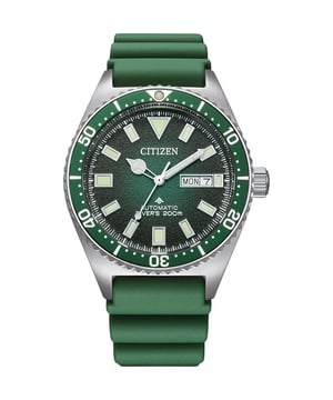 This Citizen Promaster Marine Analogue Watch for Men is the perfect timepiece to wear or to gift. It's Silver 41 mm Round case combined with the comfortable Green Silicone watch band will ensure you enjoy this stunning timepiece without any compromise. Operated by a high quality Automatic movement and water resistant to 20 bars, your watch will keep ticking. This high quality watch has an automatic watch movement ( recharged by any movement with your wrist; never needs a battery) . This Analogue watch has a calendar function: Day-Date , Luminous Hands , Luminous Numbers and Screw Down Crown High quality 21 cm length and 22 mm width Green Silicone strap with a Buckle Case diameter: 41 mm,case thickness: 14 mm, case colour: Silver and dial colour: Green