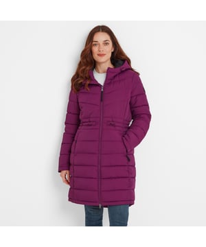 Warmth and comfort fused with a flattering long-length silhouette is what makes the Orton an excellent choice for your winter coat. With its insulated filling made from recycled plastic bottles and trendy straight and chevron baffles, as well as toggle adjusters on the hood and waist that offer a neat "cinched-in" effect, the Orton will keep you warm and looking great when out on wintery walks, or running errands in town. Complete with a water-repellent coating, this coat can also provide some useful protection in drizzly conditions, while the two zip pockets keep your essentials safe and your hands warm.