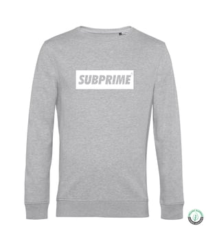 Heren sweater van het merk Subprime. De Sweaters van Subprime zijn gemaakt van 80% organisch katoen en 20% gerecycled polyester, goed voor mens en natuur! Het zachte katoen zorgt voor een heerlijk draagcomfort. De Sweater heeft een normale pasvorm.  Merk: SubprimeModelnaam: Sweater BlockCategorie: heren sweaterMaterialen: organisch katoen, gerecycled polyesterKleur: grijs