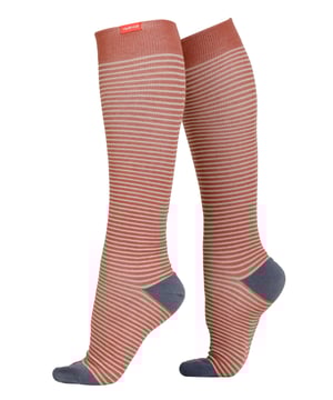 Energize your legs! Using integrally-knit graduated compression, these compression socks apply therapeutic pressure that starts at the ankle and gradually eases above. It’s this external pressure that energizes your legs and Reduces Swelling. These socks have a 30-40 mmHg compression level that is ideal for all-day, everyday wear, sitting or standing for long periods. High-quality premium cotton fibers and Spandex throughout the sock allow for sustained compression throughout the day. Alleviate achiness & heaviness by squeezing the legs from the bottom up, our legwear can help increase circulation of freshly oxygenated blood back to your legs. These are made for people with circulation problems and also ideal for flight travel, pregnancy, exercising, when sitting or standing for long periods of time and even during visits to hospital. These socks are specially designed to energise legs, reduce swelling, alleviate achiness & heaviness and to aid in muscular recovery. The specially designed fabric cotton blends and The 200-needle count gives supreme comfort and flexibility which contours leg and heel for superior fit. These socks are comfortable and breathable with graduated compression from ankle to calf with a contoured leg and heel for a great fit. The flexible toe pocket doesn’t squeeze the toes! They are also the extra wide style to fit comfortably around the wider legs and calves. Tested & Trusted: Based out of Missoula, Montana, VIM & VIGR is dedicated to creating products that provide you with everyday relief. VIM & VIGR graduated compression legwear was developed in partnership with vascular surgeons and vein clinics and all products are listed with the Food and Drug Administration (FDA). These compression socks are available in 4 colours and 3 sizes: Small/Medium, Medium/Large and Large/X-Large. They’re made out of 48% Cotton, 42% Nylon, 10% Spandex (Latex-free).