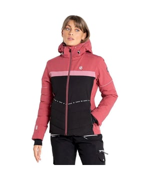 Material: 100% Polyester. Stoff: Stretch. Design: Kontrastpaneel, Logo, gesteppt. Stoff-Technologie: AEP Kinematics, atmungsaktiv, DWR-Ausrüstung, wasserdicht. Marken-Reißverschluss, abnehmbarer Schneefang, Gel-Grip, Brillenfach mit Linsenwischer, hohe Wärmeleistung, verschweißte Nähte, Unterarmreißverschlüsse. Manschette: Verstellbares Handgelenkband. Halsausschnitt: Mit Fleece gefüttert, Kapuze. Ärmel-Typ: Langärmelig. Kapuzen-Merkmale: Kontrast-Futter, abnehmbare Kapuze, Kordelzug. Taschen: 2 Seitentaschen, 1 Innentasche, 1 Armtasche, Reißverschluss. Verschluss: Durchgehender Reißverschluss. Nachhaltigkeit: Hergestellt aus recycelten Materialien.
