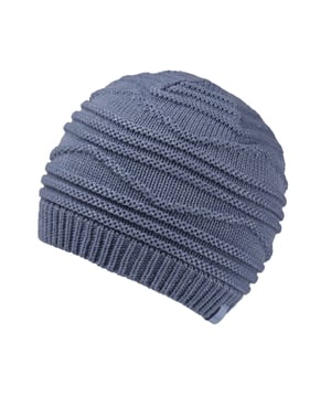 90% Acrylic, 10% Polyester. Fabric: Cable Knit, Lurex. Design: Logo. Ribbed Cuff.