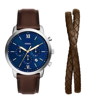 This Fossil Neutra Chronograph Watch for Men is the perfect timepiece to wear or to gift. It's Silver 44 mm Round case combined with the comfortable Brown Leather watch band will ensure you enjoy this stunning timepiece without any compromise. Operated by a high quality Quartz movement and water resistant to 5 bars, your watch will keep ticking. Elegant and fashionable watch that is suitable for the daily life of every Men. This Chronograph watch has a calendar function: Date , Stop Watch , 24-hour Display and Luminous Hands. Comes in a set with a Brown Leather Bracelet High quality 21 cm length and 22 mm width Brown Leather strap with a Buckle Case diameter: 44 mm,case thickness: 11 mm, case colour: Silver and dial colour: Blue