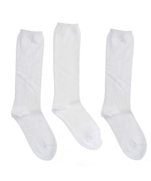Pack of three high-top socks, Marie Claire.
 Elastic rubber on the top, anti pressure.
 Elastic and breathable fabric.
 Reinforced heel and toe.
 It doesn't make balls.
 Composition: 80% Cotton, 18% Polyamide, 2% Elastane
 Care:
- Wash at max temperature. 40º.
 -Do not use bleach.
 -It does not support dry cleaning.
 -Do not use a dryer.
 -Do not iron.