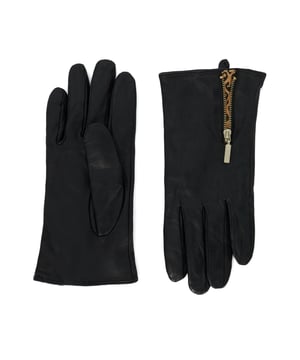 Add a touch of wild elegance to your winter accessory edit with Iddaho, leather gloves designed with a classic leopard print lining. Finished with gold zip details for a pop of pattern, these gloves offer style and warmth all season long.