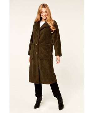 Mis deze winter deze warme en comfortabele overjas van bont niet met zakdetails aan beide kanten met drukknoopsluiting. Dit is een musthave voor de Londense winters. Geef je outfit dit seizoen een extra chique touch met deze bontjas, ongeacht de gelegenheid.