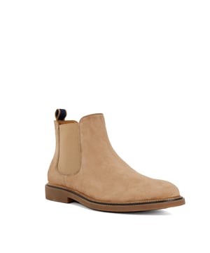 Designed for style, ease and comfort, Connells is a sleek boot that blends a classic round toe with a modern, minimalist silhouette. No laces, no fuss. Just a smooth slip-on design that keeps you looking and feeling cool for any occasion.