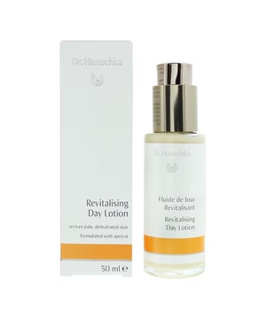 Die Dr. Hauschka Revitalisierende Tageslotion wurde als feuchtigkeitsspendende Lotion für trockene Haut entwickelt. Sie hilft, die natürliche Fett- und Feuchtigkeitsproduktion der Haut anzuregen und verleiht der Haut ein frisches und lebendiges Aussehen. Die Lotion hat eine seidenweiche Textur und enthält pflanzliche Extrakte und Öle, darunter Heilpflanzenextrakte aus Aprikose, Karotte und Johanniskraut.