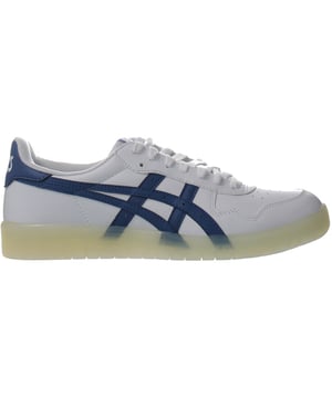 Los zapatos Japan S ™ se basan en una de nuestras ofertas de retroceso de 1981. Esta silueta baja presenta detalles clásicos de la cancha que se le ocurren a las nuevas alturas. Actualizado con un diseño liviano y una copos modificada, este zapato está hecho para la comodidad. Está emparejado con una suela exterior translúcida que agrega un giro contemporáneo en un clásico de patrimonio. Los usados ​​por jugadores de baloncesto en la década de 1980, este zapato reinventa su estética icónica con una lente moderna.