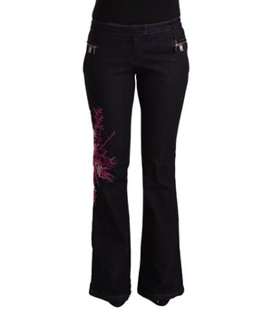 Gloednieuw met labels  
Midden taille uitlopende jeans  
Kleur: Zwart  
Knoop- en ritsluiting  
Logo details  
Materiaal: 98% Katoen 2% Elastaan  
 perfect voor dames