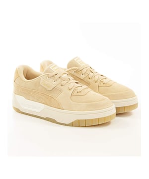 Basket Puma Cali Dream First Sense WNS Damen Beige Wildleder. Authentischer Schuh der Marke Puma - Streetwear/Sportswear Design von Puma - Puma für modebewusste Frauen, perfekt für den Alltag - Beige Basket Puma passt ideal zu deiner restlichen Garderobe - Bequemes Wildleder-Material - Klassische Schnürsenkel - Cali Dream First Sense WNS - Synthetisch