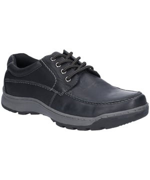Perfect voor een ontspannen dag-tot-dag styling met comfortabele mocassin teen, memory foam voetbed en koord veter voorzijde.
-Lederen bovenkant - slijtvaste zool - memory foam comfort binnenzool - gevoerde kraag voor extra comfort - ademende textielen voering