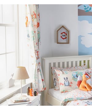 Jazz up your child’s room with the incredibly cute Woodland curtains. The curtains have a pencil pleat header making them a good fit for any window area and come fully lined. The Woodland curtains come with two fully matching tiebacks. Specifically made to coordinate with the matching Riva Home Woodland duvet set, toy and wall mural for a truly immersive experience.