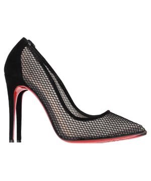 VINTAGE, UVP WIE NEU
Die Christian Louboutin Mesh Follies Resille Pumps aus schwarzem Wildleder sind eine elegante und verführerische Ergänzung für jede Sammlung. Hergestellt aus schwarzem Wildleder, verfügen diese Pumps über Netzakzente, die eine Aura von Geheimnis und Modernität verleihen. Mit ihren leicht spitzen Zehen und den ikonischen roten Sohlen verkörpern diese Schuhe zeitlosen Luxus und modischen Appeal.

mit Box, Staubbeutel

Christian Louboutin Mesh Follies Resille Pumps aus schwarzem Wildleder
Zustand: Sehr gut
Abnutzungserscheinungen: Inklusive Box. Geringe Markierungen, leicht benutzt, aber sehr gut gepflegt. Kleine Markierung an den Sohlen und Faltenbildung, leichte Kratzer an den Sohlen und Absätzen.
Verpackung: Box, Staubbeutel
Farbe: schwarz
Material: Wildleder
Größe: EU | 34/US4/UK1
Maße: Absatzhöhe: 90; Innensohlenlänge: 260
SKU: TONPUGBSH444036W
