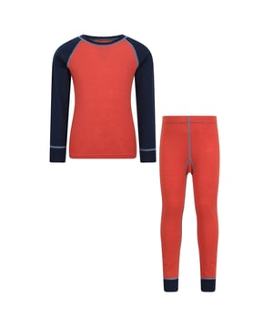 Material: Merino Wool. Design: Contrast Detail. Neckline: Crew Neck. Sleeve-Type: Long-Sleeved, Raglan. Fastening: Pull-On. Fabric Technology: Anti-Bacterial, Breathable, Lightweight, Moisture Wicking. 180gsm. Contents: 1 T-Shirt, 1 Trousers. 2-3 Years: 22 in. 3-4 Years: 22.5 in. 5-6 Years: 24 in. 7-8 Years: 26 in. 9-10 Years: 28.5 in. 11-12 Years: 30.5 in. 13 Years: 33 in.