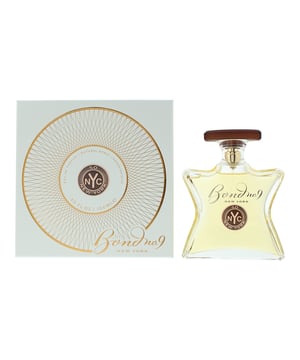 So New York by Bond No9 is a warm spicy fragrance for women and men. The fragrance features cacao, coffee and Mirabelle plum. So New York was launched in 2003.