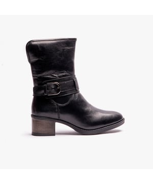 Lotus Lotus OSMOND Womens Ankle Boots Black

Closure/Fastening: Zip

Features: Warm Lining

Shoe Width: Regular

Item Weight: 1 KG

Heel Height: Medium (5-7.4cm)
Product Code: ULB337BB00