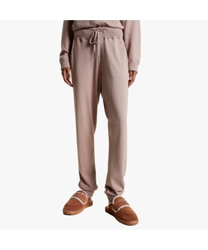Tommy Hilfiger Tommy Hilfiger CUFF PANTS C&amp;S Womens Pants Ecru

Closure/Fastening: Pull-On

Features: Comfort,Machine Washable

Item Weight: 1 KG

Material Composition: 50% Viscose, 28% Polyester, 22% Polyamide
Product Code: UW0UW04769YBL