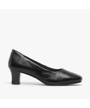 Comfort Plus KARLY Ladies Leather Court Shoes Black

 Upper Material: Synthetic Leather

Closure/Fastening: Slip-On

Features: Comfort

Heel Type: Block

Toe Shape: Square

Shoe Width: Wide

Item Weight: 0.5 KG

Heel Height: Low (2.5-4.9cm)

Shoe Style: Court

Gift Boxed: No
Product Code: B0352-BLK