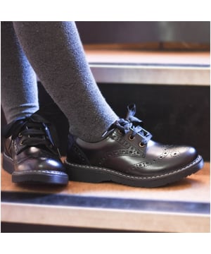Start-Rite IMPULSIVE Girls Leather Lace Up School Shoes Hi Shine Black

 Upper Material: Leather

Lining Material: Textile

Sole Material: Synthetic

Closure/Fastening: Lace-Up

Features: Comfort,Breathable,Adjustable

Toe Shape: Round

Shoe Width: Regular

Item Weight: 0.66 KG

Heel Height: Flat (Under 2.5cm)

Shoe Shaft Height: Low Top

Shoe Style: School

Gift Boxed: No
Product Code: 3505_7