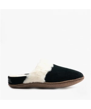 Sorel Sorel NAKISKA SLIDE II Womens Mule Slippers Black/Natural

 Upper Material: Suede

Lining Material: Synthetic

Sole Material: Rubber

Closure/Fastening: Slip-On

Features: Warm Lining

Toe Shape: Round

Shoe Width: Regular

Item Weight: 0.48 KG

Heel Height: Flat (Under 2.5cm)

Slipper Style: Mule

Gift Boxed: No
Product Code: 1902881010