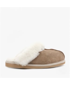 Shepherd Shepherd JESSICA Womens Sheepskin Mules Stone

 Upper Material: Sheepskin

Lining Material: Sheepskin

Sole Material: EVA

Closure/Fastening: Slip-On

Features: Warm Lining

Toe Shape: Round

Shoe Width: Regular

Item Weight: 0.24 KG

Heel Height: Flat (Under 2.5cm)

Slipper Style: Mule

Gift Boxed: No
Product Code: 468025