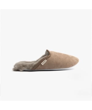 Shepherd Shepherd CLEO Womens Sheepskin Mules Stone

 Upper Material: Sheepskin

Lining Material: Sheepskin

Sole Material: Suede

Closure/Fastening: Slip-On

Features: Warm Lining

Toe Shape: Round

Shoe Width: Regular

Item Weight: 0.35 KG

Heel Height: Flat (Under 2.5cm)

Slipper Style: Mule

Gift Boxed: No
Product Code: 2292025