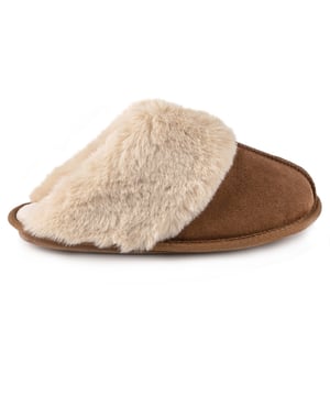 Totes Isotoner Totes Isotoner REAL SUEDE WITH FUR CUFF Womens Mule Slippers Tan

 Upper Material: Suede

Lining Material: Polyester

Sole Material: TPR

Closure/Fastening: Slip-On

Features: Warm Lining,Comfort,Breathable

Toe Shape: Round

Shoe Width: Regular

Item Weight: 0.2 KG

Heel Height: Flat (Under 2.5cm)

Slipper Style: Mule

Gift Boxed: No
Product Code: 95635TAN