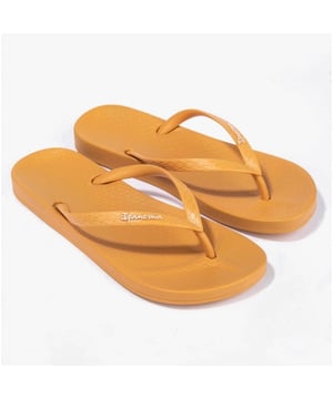 Ipanema ANATOMIC COLORS Ladies Vegan Flip-Flops Tan

 Upper Material: Synthetic

Lining Material: Synthetic

Sole Material: Synthetic

Closure/Fastening: Slip-On

Features: Lightweight,Vegan,Comfort,Breathable

Toe Shape: Round

Shoe Width: Regular

Item Weight: 0.403 KG

Heel Height: Flat (Under 2.5cm)

Sandal Style: Sandals

Gift Boxed: No
Product Code: 82591-24826