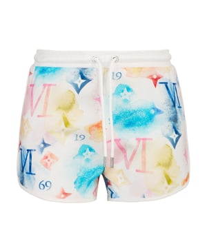 Moderne shorts met een kleurverloop en all-over print. De zachte katoenmix maakt ze uiterst comfortabel om te dragen en ideaal voor zomerse streetwear-looks.