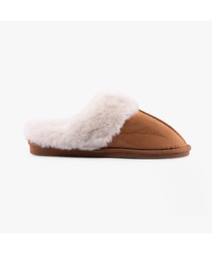 Jo &amp; Joe Jo &amp; Joe SAVANNAH Womens Slippers Cognac

 Upper Material: Textile

Lining Material: Faux Fur

Sole Material: Rubber

Closure/Fastening: Slip-On

Features: Comfort,Warm Lining

Toe Shape: Round

Shoe Width: Regular

Item Weight: 0.5 KG

Heel Height: Flat (Under 2.5cm)

Slipper Style: Mule

Gift Boxed: No
Product Code: SAVANNAH/COGNAC