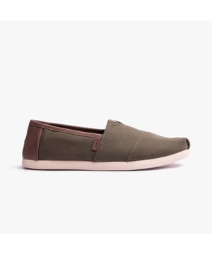 TOMS ALPARGATA Heren Espadrilles Donkergroen

Bovenmateriaal: Synthetisch leer

Voeringmateriaal: Ortholite

Zoolmateriaal: Synthetisch

Sluiting: Instap

Kenmerken: Comfort, Vegan

Teenvorm: Rond

Schoenbreedte: Relaxed

Item Gewicht: 0,5 KG

Hakhoogte: Plat (Onder 2,5 cm)

Schoen schachthoogte: Low Top

Sneakerstijl: Plimsolls

Cadeaubox: Nee
Productcode: 10020879
