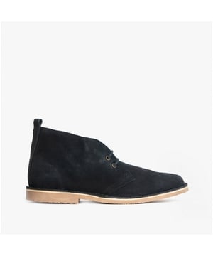 Roamers Roamers M467CS Unisex Desert Boots Navy Blue

 Upper Material: Suede

Lining Material: Unlined

Sole Material: Synthetic

Closure/Fastening: Lace-Up

Features: Comfort,Breathable

Toe Shape: Round

Shoe Width: Regular

Item Weight: 0.76 KG

Heel Height: Flat (Under 2.5cm)

Shoe Shaft Height: Ankle

Boot Style: Desert Boots

Gift Boxed: No
Product Code: M467CS