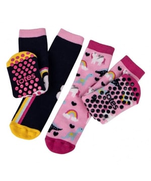 Totes Toasties Totes Toasties ORIGINAL-SOX (TWIN PACK) Kids Slipper Socks Unicornul&gt;
 Upper Material: Cotton
Lining Material: Cotton
Closure/Fastening: Pull-On
Features: Warm Lining,Comfort,Breathable
Toe Shape: Round
Shoe Width: Regular
Item Weight: 0.144 KG
Heel Height: None
Slipper Style: Slipper Socks
Single Or Multi Pack?: Multipack
Gift Boxed: YesProduct Code: 3327GUNI
Clothing Type: Socks
 Upper Material: Cotton
Lining Material: Cotton
Closure/Fastening: Pull-On
Features: Warm Lining,Comfort,Breathable
Toe Shape: Round
Shoe Width: Regular
Item Weight: 0.144 KG
Heel Height: None
Slipper Style: Slipper Socks
Single Or Multi Pack?: 2 Pack
Gift Boxed: YesProduct Code: 3327GUNI