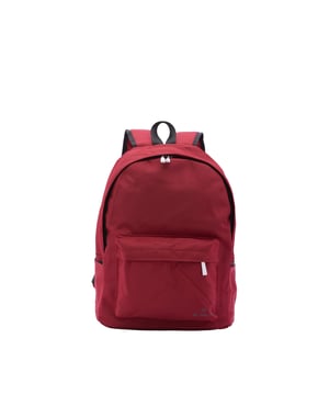 Mochila unisex. El cierre es con cremallera. Los bolsillos internos son uno abierto. Los bolsillos exteriores son uno frontal con cremallera y dos laterales abiertos. La bandolera es ajustable en tela. El mango está fabricado en nailon. Hay un compartimento interno. El material exterior es 100% Poliéster. Internamente es 100% Poliéster. Medidas: 42x30x22 cm. Producto de moda