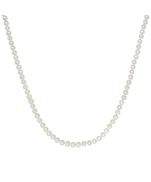 Do you love the versatility of pearl jewelry? Then this extra -long pearl chain of the Valero Pearl label guarantees your new favorite! With a length of 90 cm, it is a real all -rounder and can be worn as a casual long chain and classically double -row. Only the finest freshwater breeding pearls in round shape with brilliant shine come to use, which are raised as a closure endless chain to high-quality pearl silk so that the chain falls particularly soft. Tip: Your look with suitable pearl earrings or a pearl bracelet from the Valero Pearls collection will be perfect!