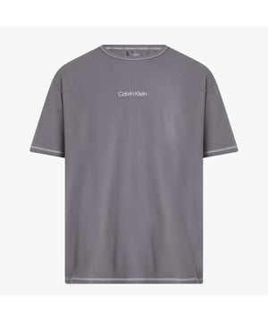 Calvin Klein CREW NECK Mens T-Shirt Grey

Closure/Fastening: Pull-On

Features: Comfort,Lightweight

Item Weight: 0.5 KG

Clothing Fit: Regular

Single Or Multi Pack?: Single

Gift Boxed: No

Material Composition: 70% Cotton, 25% Recycled Cotton, 5% Elastane

Clothing Features: Crew Neckline | Short Sleeves | Accent Topstitch Detail | Calvin Klein Embroidery on Chest | 
Product Code: 000NM2478EPA7