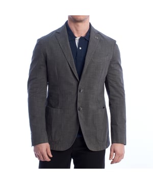 El blazer de manga larga de corte regular para hombre es un artículo esencial en el guardarropa masculino, ideal para ocasiones formales y eventos especiales. Esta chaqueta de traje se caracteriza por sus mangas largas, que añaden un toque de elegancia y sofisticación. Su corte regular asegura un ajuste cómodo y favorecedor, adaptándose a diferentes tipos de cuerpo.

Fabricado con materiales de alta calidad, el blazer de corte regular garantiza durabilidad y un excelente acabado. Su diseño versátil permite combinarlo fácilmente con camisas, pantalones de vestir o incluso jeans, lo que lo convierte en una elección perfecta tanto para el entorno laboral como para salidas más casuales.

Esta prenda de manga larga es ideal para crear looks elegantes y modernos, ya sea para una reunión de negocios, una cena o un evento social. Su estilo atemporal asegura que siempre estés a la moda, mientras que su comodidad lo convierte en una opción preferida para el uso diario.

El blazer de manga larga de corte regular para hombre es una excelente opción para aquellos que buscan una prenda que ofrezca calidad, estilo y funcionalidad. Con esta chaqueta, disfrutarás de una combinación perfecta de elegancia y comodidad, haciéndote sentir seguro y atractivo en cualquier momento. Su fácil mantenimiento y durabilidad la convierten en un elemento esencial del guardarropa masculino, adecuada para cualquier temporada y ocasión.  
Composición: 91% algodón, 8% lino, 1% elastano.  
Cuidado:  
- No utilizar lavadora.  
- Planchar a temperatura media, máx. 110ºC.  
- No utilizar secadora.  
- No admite blanqueador.