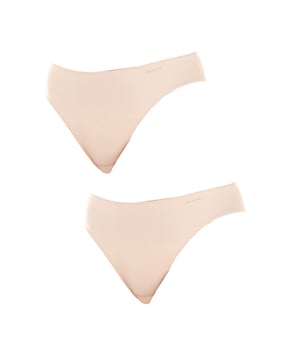 Descubre el Pack-2 de Braguitas de Cintura Alta con tejido transpirable, una elección esencial para mujeres que buscan confort y estilo en su ropa interior diaria. Estas braguitas, también conocidas como slips de cintura elevada, están diseñadas para proporcionar una sensación suave y fresca durante todo el día.

Características destacadas:

Tejido Transpirable: Fabricadas con materiales de alta calidad que permiten una óptima circulación del aire, manteniendo la frescura y la comodidad en todo momento.

Diseño de Cintura Alta: Ofrecen un ajuste perfecto y una cobertura completa, adaptándose cómodamente a la forma del cuerpo sin causar molestias.

Pack de Dos Unidades: Incluye dos braguitas en cada paquete, proporcionando opciones prácticas para tu día a día.

Variedad de Colores y Estilos: Disponibles en una amplia gama de colores y con diversos diseños, desde tonos básicos hasta estampados modernos, para satisfacer todos los gustos y preferencias.

Durabilidad y Facilidad de Cuidado: Son resistentes al lavado y al desgaste, manteniendo su forma y suavidad incluso después de múltiples lavados, lo que las convierte en una opción duradera y de fácil mantenimiento.

En resumen, el pack bragas mujer de Cintura Alta y tejido transpirable es una opción imprescindible que garantiza confort, durabilidad y estilo en cada uso, siendo esencial en el armario íntimo de cualquier mujer moderna.
 Composición: 87% Poliamida, 13% Elastano
 Cuidados:
- Lavar a mano o en ciclo delicado.
- Utilizar detergente suave.
- No usar lejía.
- Secar al aire.
- No planchar.