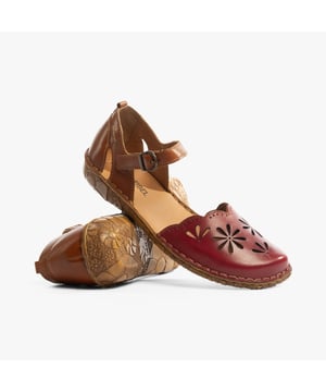 Josef Seibel ROSALIE 04 Sandalias de Mujer Rubin-Kombi

* Material Superior: Cuero
* Material del Forro: Cuero
* Material de la Suela: Goma
* Cierre: Hebilla
* Características: Comodidad, Ligero
* Anchura del Zapato: Regular
* Peso del Artículo: 0.4 KG
* Altura del Tacón: Plano (menos de 2.5 cm)
* Estilo de Sandalia: Punta Cerrada
* En Caja de Regalo: No
* Código del Producto: 79504-476471