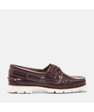 Timberland Classic Boat Shoes in brown.- Leather upper.- Lace fastening.- Slip on closure.- Fully branded.- Lightly cushioned footbed.- Rubber sole.- Ref: A2QC6D571